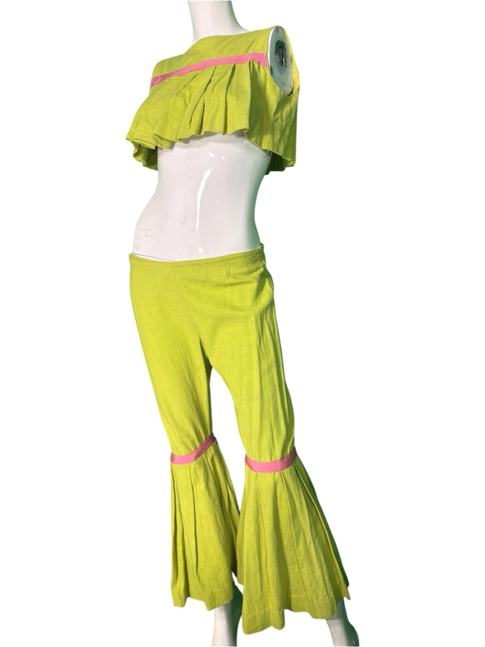 1960s Toby’s lime green two piece outfit crop top and bellbottom pants size S/M